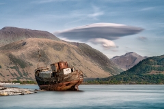 Abbandoned Boat in Fort William Bay